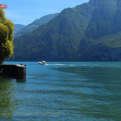 molo_sul_lago_d_iseo_a_costa_volpino_in_lombardia